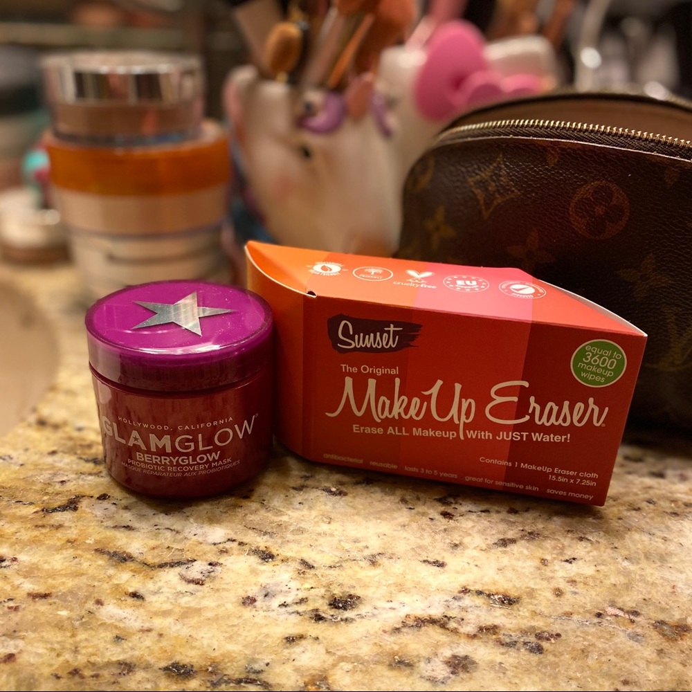 Glamglow Face Mask & MakeUp Eraser Bundle